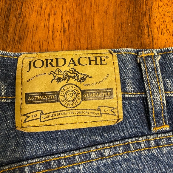 Vintage Jordache jeans. 100% cotton size 11/12 however they measure @ size 28 - Picture 11 of 11